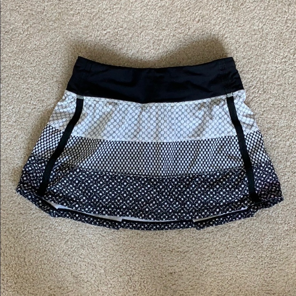 Lululemon pace rival skirt